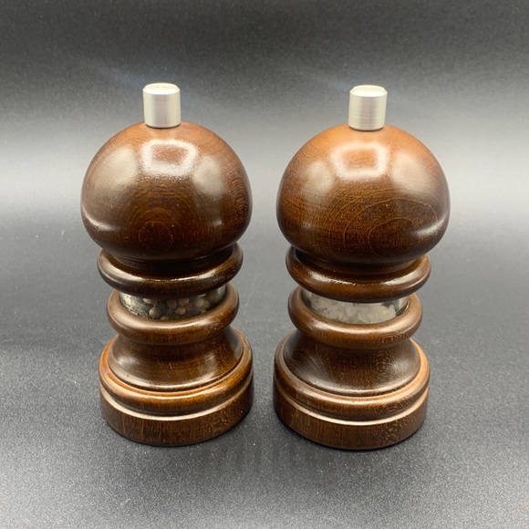 Set of Brown Wood Salt & Pepper Mills Acrylic Clear Middle Brush Silver Knobs - Picture 4 of 9